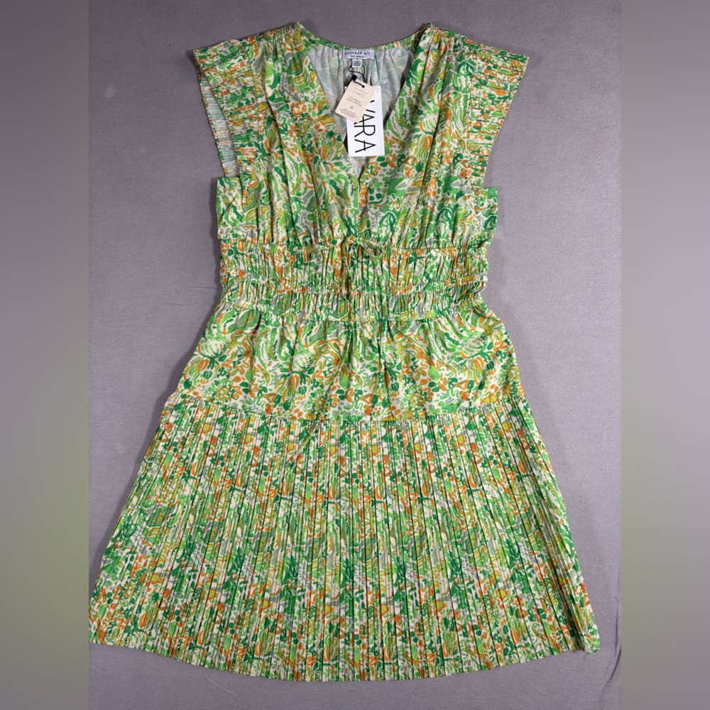 Anthropologie Current Air Floral Garden Sage Mix Print Pleated Size Small NWT, S